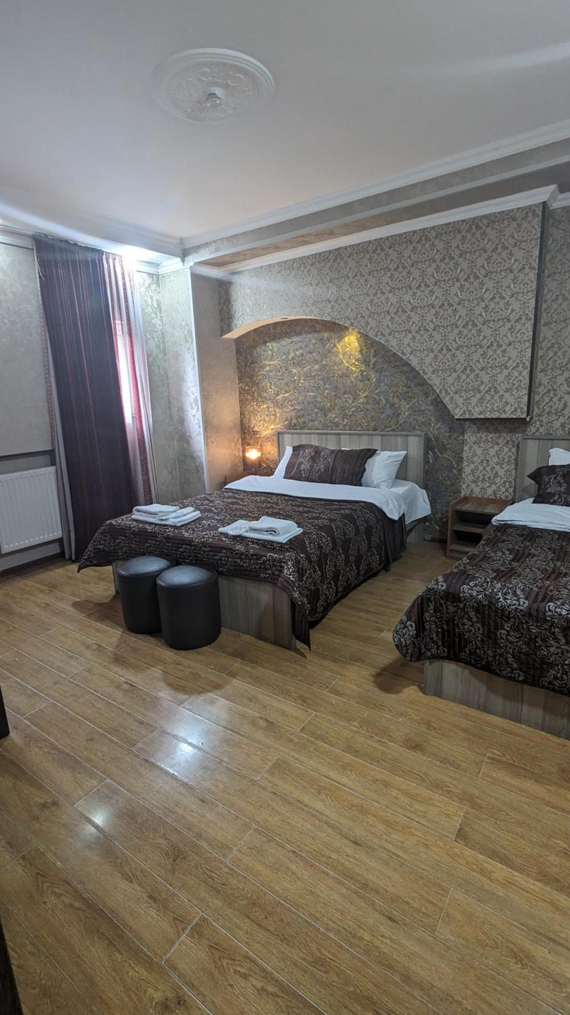 Dkd-Bridge Hotel Tbilisi Exterior foto
